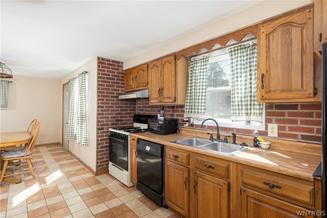 2624 Sunset Drive, Eden, NY 14057