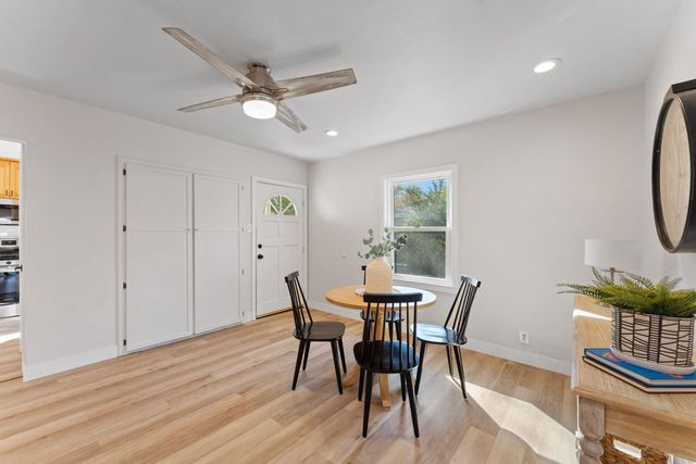 2185 6th Ave, Sacramento, CA 95818