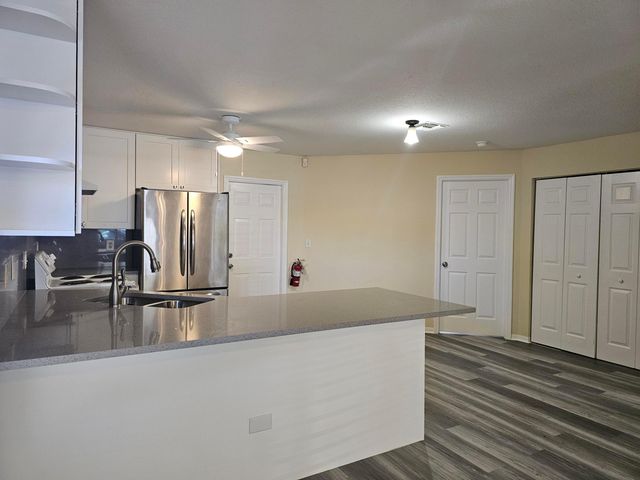 13903 Folkestone Circle, Wellington, FL 33414