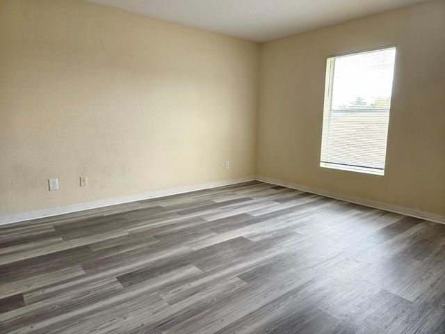 13903 Folkestone Circle, Wellington, FL 33414