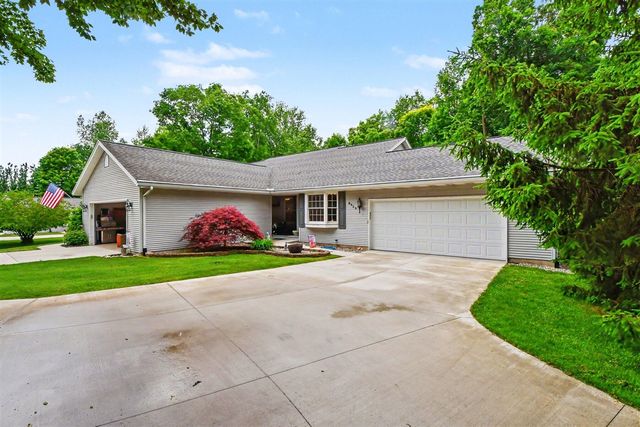 6920 Beechwood Drive, Saranac, MI 48881