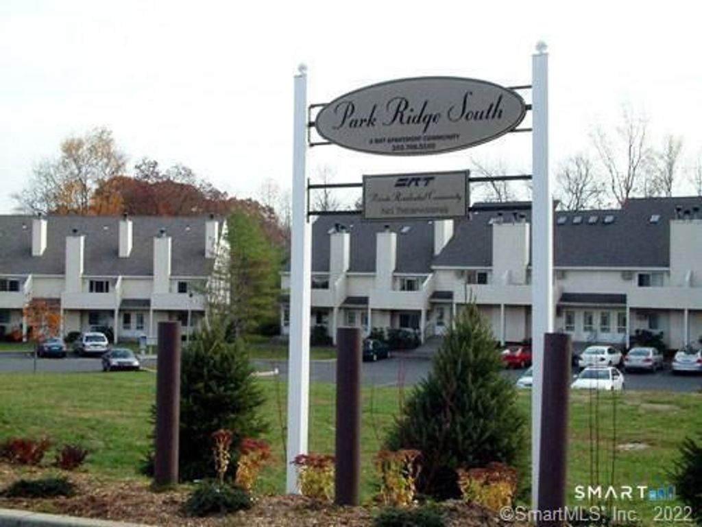 28 Rose Lane 20, Danbury, CT 06811