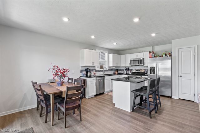 5248 Decker Street, Barberton, OH 44203