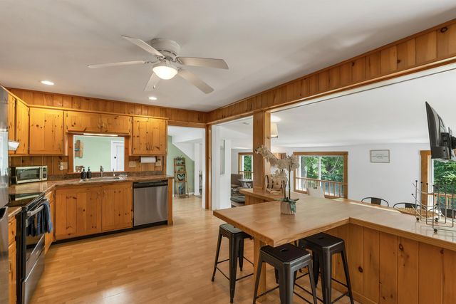 49 Merrill Drive, Conway, NH 03860