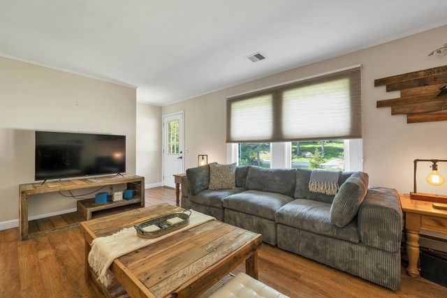 49 Merrill Drive, Conway, NH 03860