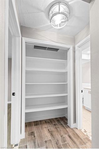 1220 SE 32nd ST, Cape Coral, FL 33904