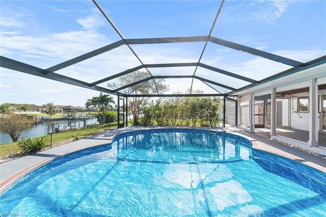1220 SE 32nd ST, Cape Coral, FL 33904