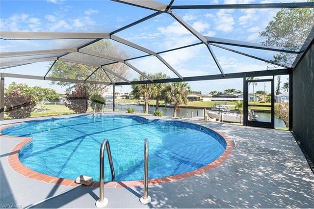 1220 SE 32nd ST, Cape Coral, FL 33904