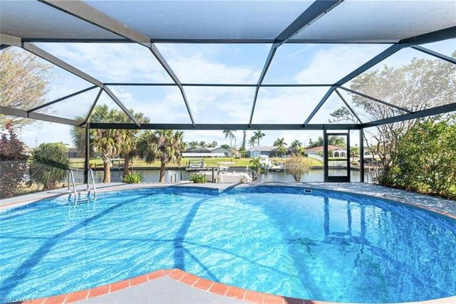 1220 SE 32nd ST, Cape Coral, FL 33904