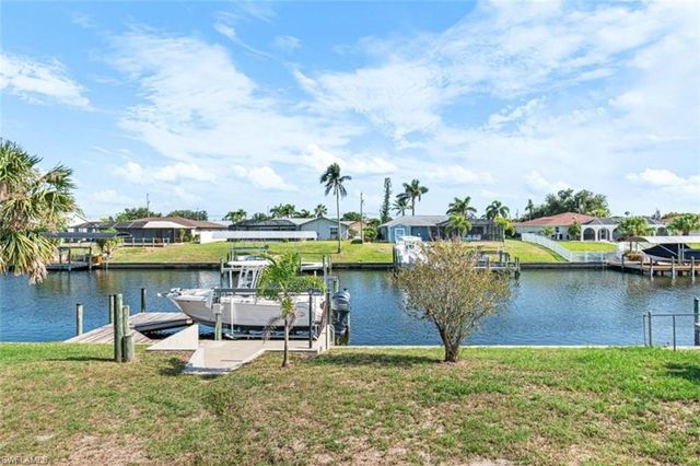 1220 SE 32nd ST, Cape Coral, FL 33904