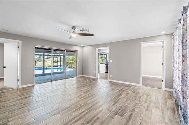 1220 SE 32nd ST, Cape Coral, FL 33904