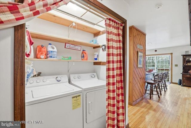 12 HIDDEN RIDGE RD, Lake Harmony, PA 18624