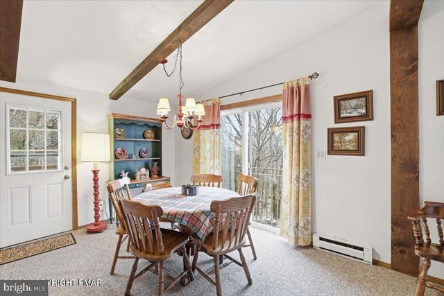 12 HIDDEN RIDGE RD, Lake Harmony, PA 18624