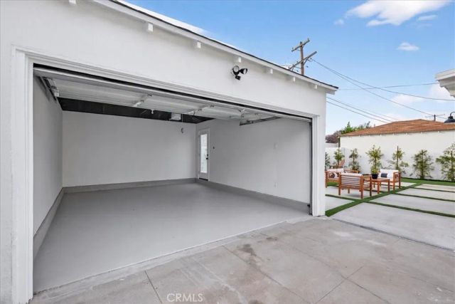3825 Edgehill Drive, Los Angeles, CA 90008