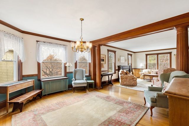 44 Orne St 44, Salem, MA 01970