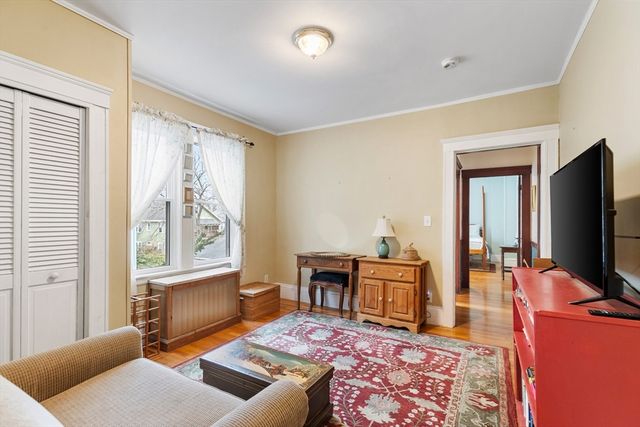 44 Orne St 44, Salem, MA 01970