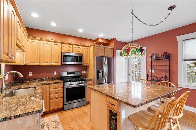 44 Orne St 44, Salem, MA 01970