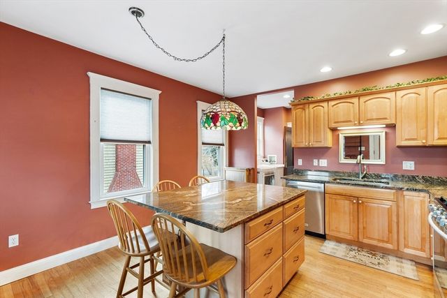 44 Orne St 44, Salem, MA 01970