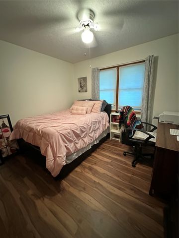 722 W Mills Street, Winterset, IA 50273