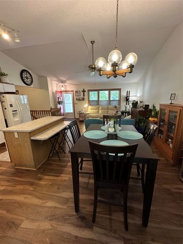 722 W Mills Street, Winterset, IA 50273