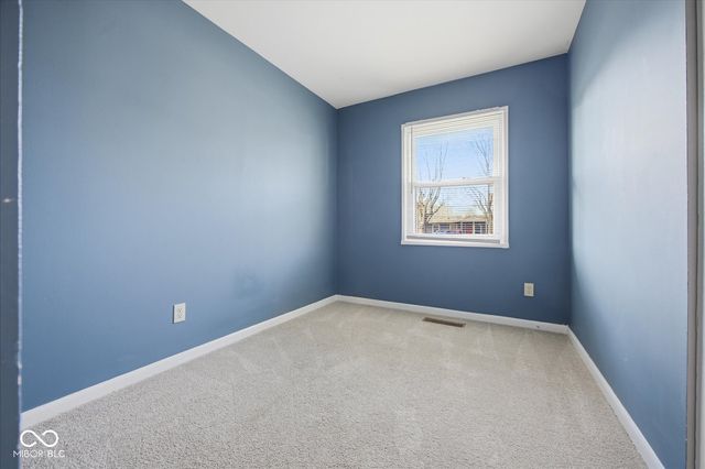 516 Roosevelt Drive, Shelbyville, IN 46176