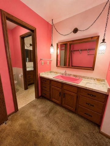 848 W SOUTH PARK AVENUE, Oshkosh, WI 54902