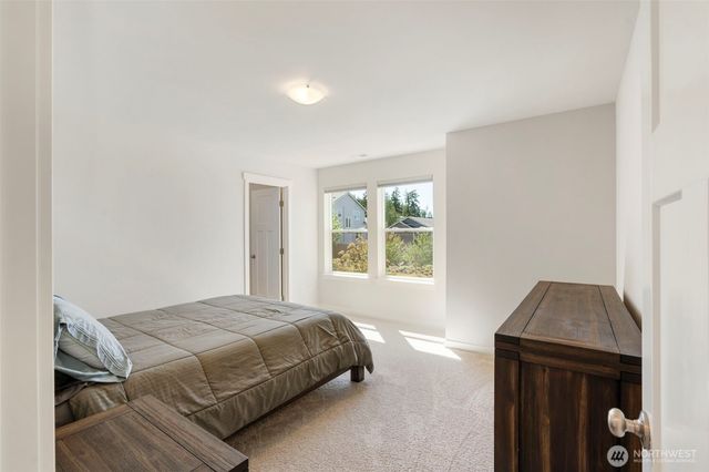 11307 Maple Tree Place NW, Silverdale, WA 98383