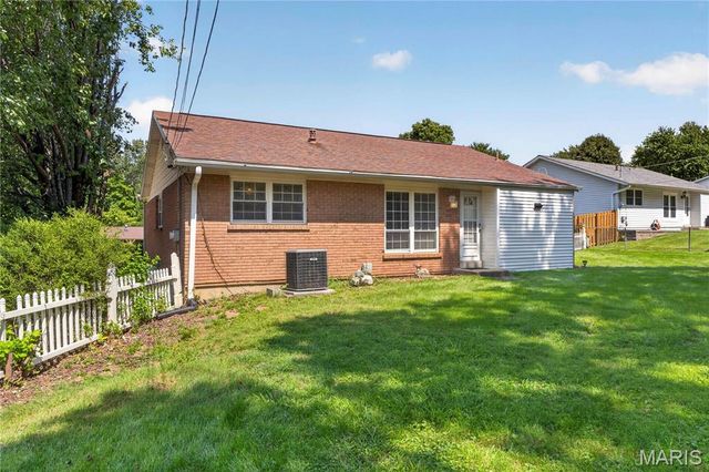 3356 San Sevilla Court, Bridgeton, MO 63044