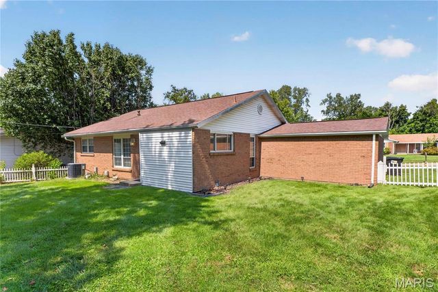 3356 San Sevilla Court, Bridgeton, MO 63044