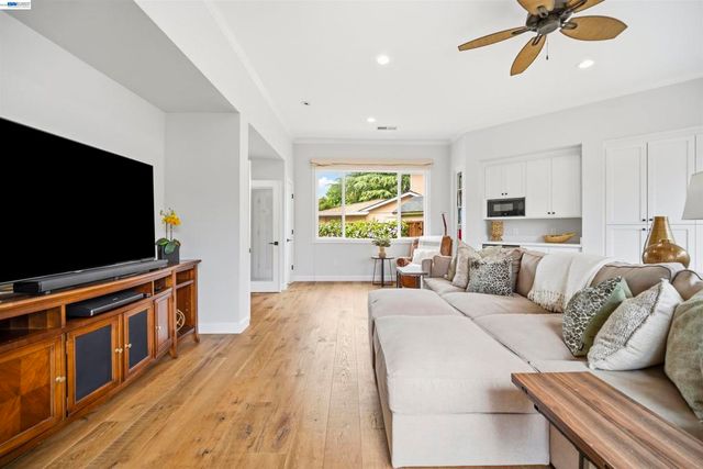 2189 Corte Ricardo, Pleasanton, CA 94566
