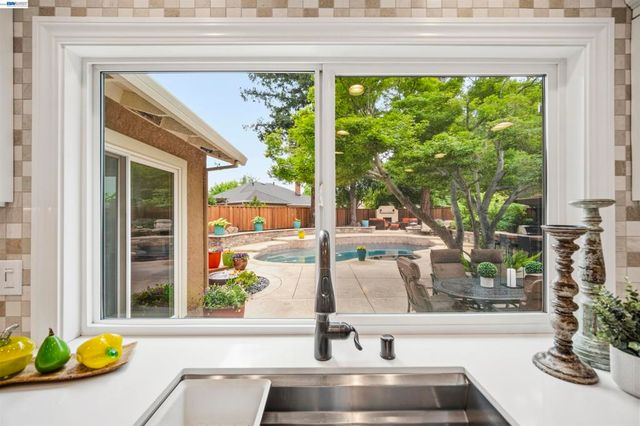 2189 Corte Ricardo, Pleasanton, CA 94566