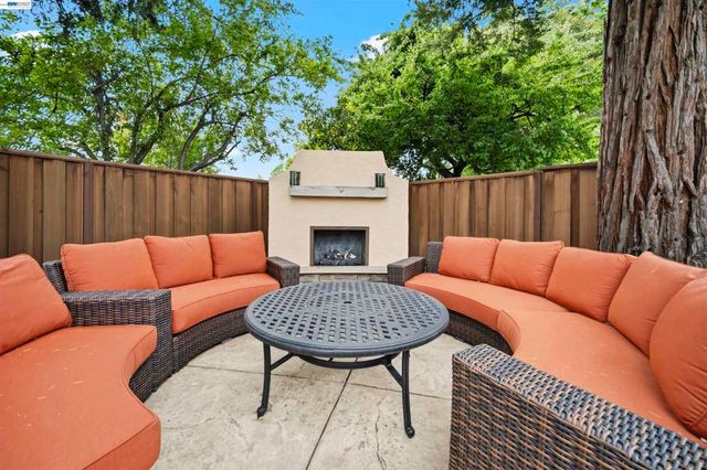 2189 Corte Ricardo, Pleasanton, CA 94566