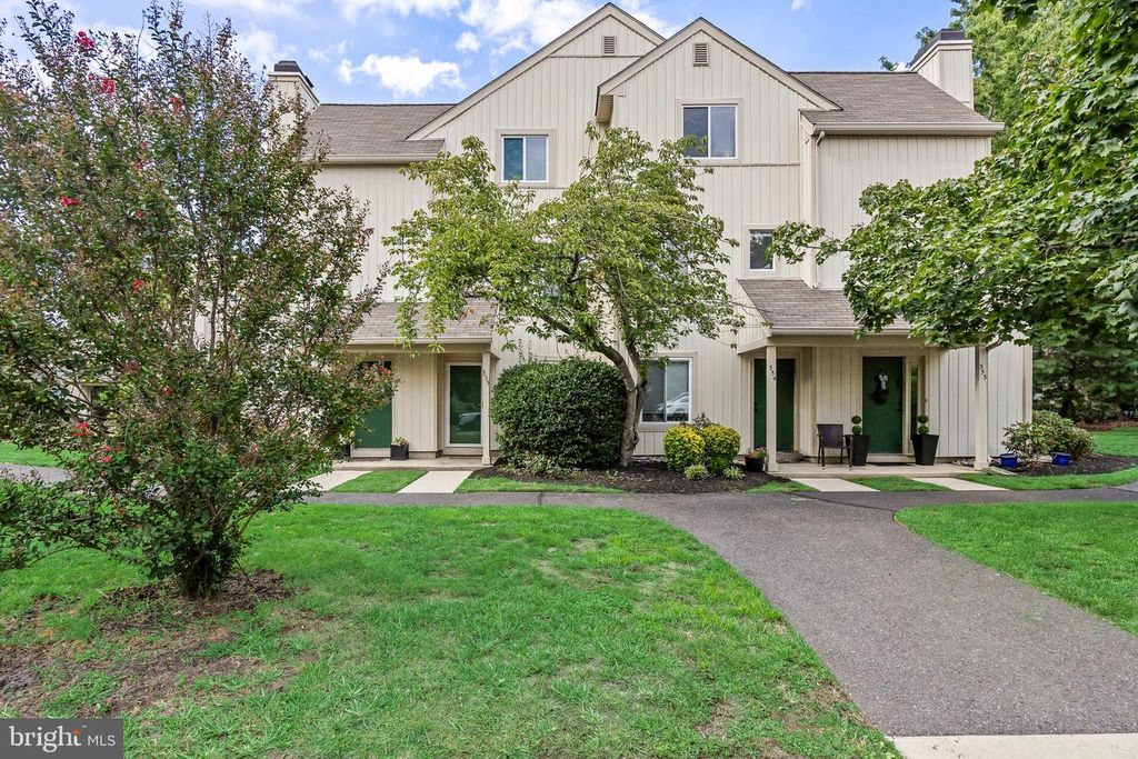 355 WOODLAKE DR, MARLTON, NJ 08053 — exterior
