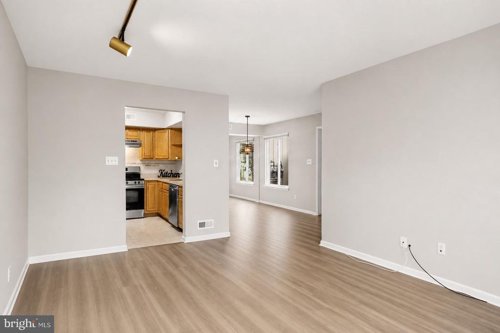 355 WOODLAKE DR, MARLTON, NJ 08053 — photo 4
