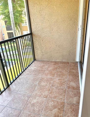 15560 SW 106th Ln 1302, Miami, FL 33196