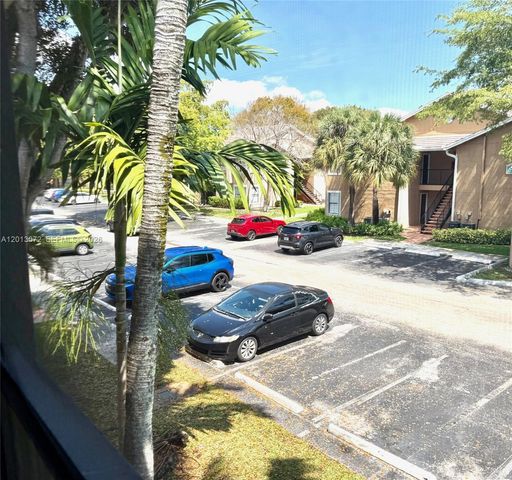 15560 SW 106th Ln 1302, Miami, FL 33196