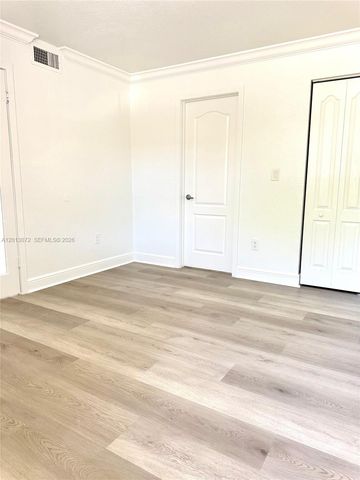 15560 SW 106th Ln 1302, Miami, FL 33196