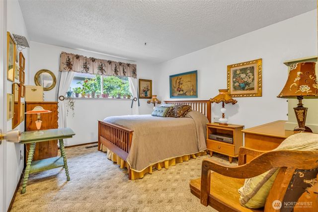 4905 96Th Avenue W, University Place, WA 98467