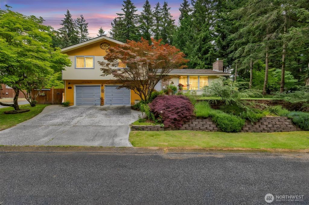 4905 96Th Avenue W, University Place, WA 98467