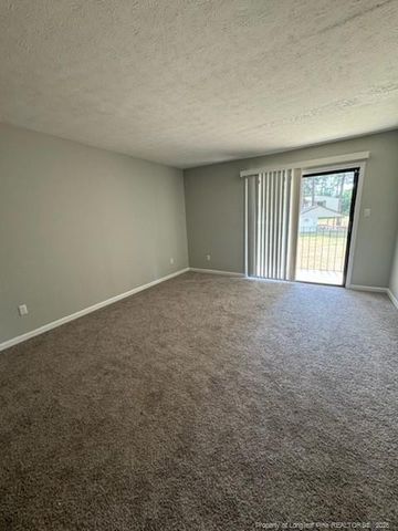 941 Applewood Lane, Fayetteville, NC 28303