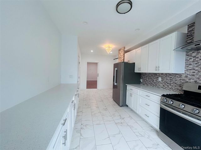 1128 40th Street 3, Brooklyn, NY 11218