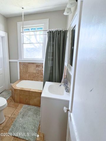 226 E 15TH Street E, Jacksonville, FL 32206