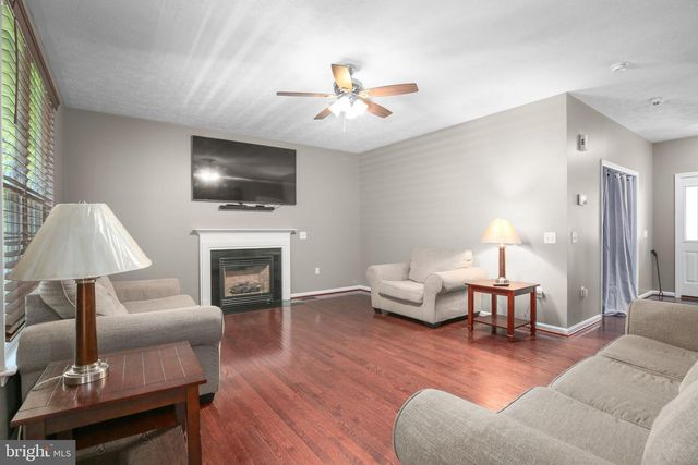 4 OLEANDER DR, Stafford, VA 22554