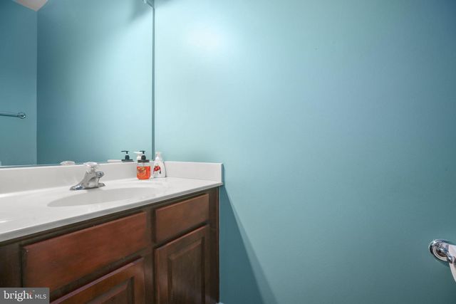 4 OLEANDER DR, Stafford, VA 22554
