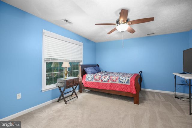 4 OLEANDER DR, Stafford, VA 22554