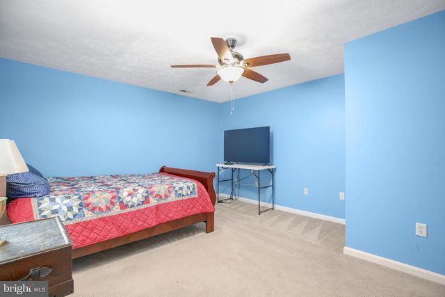 4 OLEANDER DR, Stafford, VA 22554
