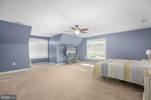 4 OLEANDER DR, Stafford, VA 22554