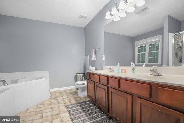 4 OLEANDER DR, Stafford, VA 22554