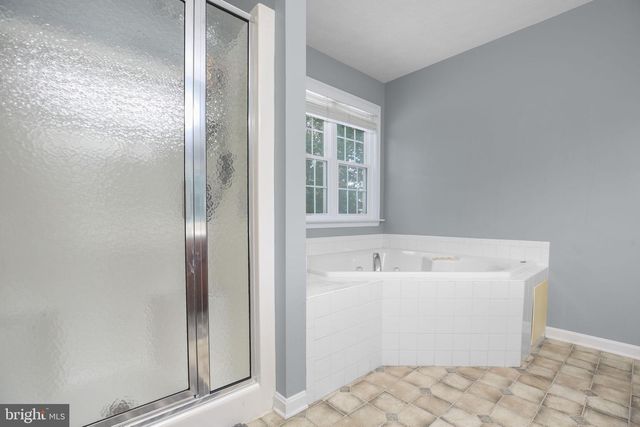 4 OLEANDER DR, Stafford, VA 22554