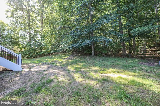 4 OLEANDER DR, Stafford, VA 22554